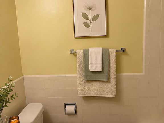 2nd image of 1261 Raum St NE APT 3
