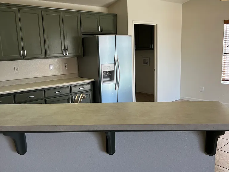 1426 Quail St — Photo 3