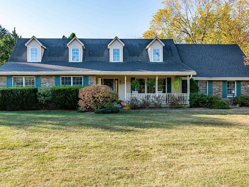 1st image of 4363 W Meadowvale Dr