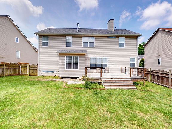 2nd image of 4006 Lenox Ct