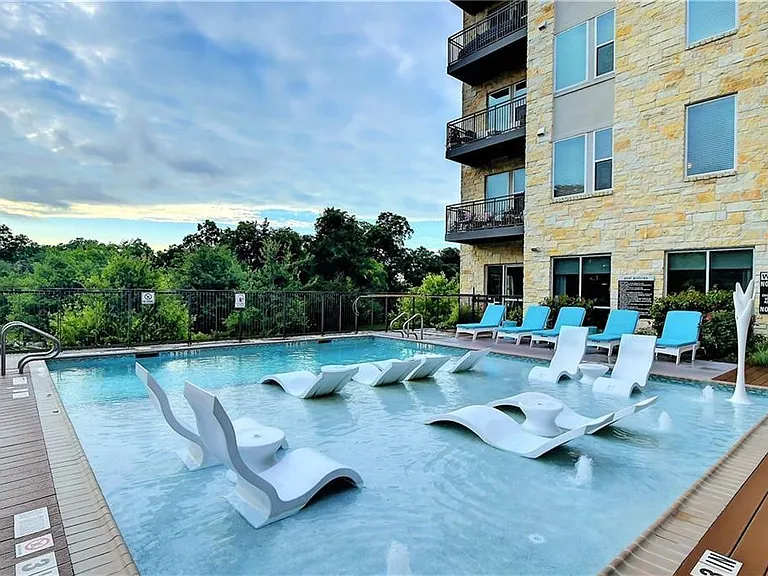 1900 Barton Springs Rd #3048 — Photo 25