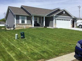 11 Cayden Roger Dr, Winfield, MO 63389