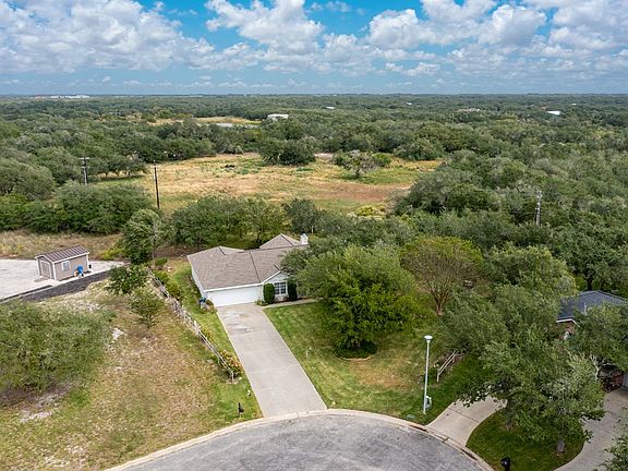 3rd image of 101 San Leanna Dr