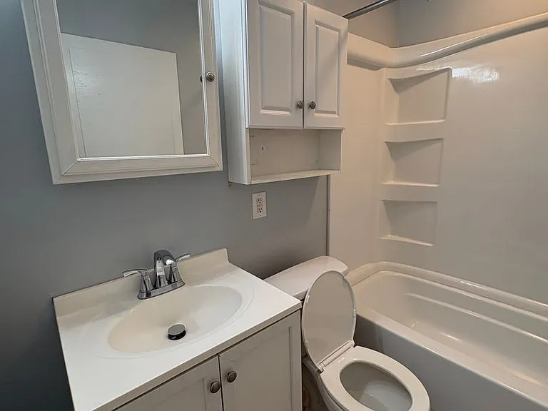 2461 Rivermont Ave #C — Photo 9