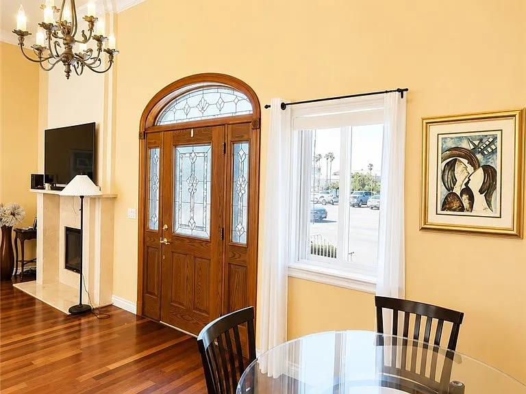 3606 Sepulveda Blvd — Photo 2