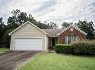 5437 Evergreen Forest Ct, Flowery Branch, GA 30542
