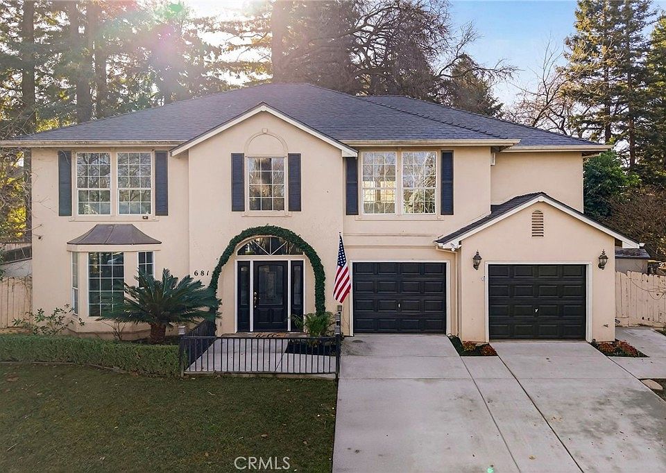1st image of 681 Cromwell Dr