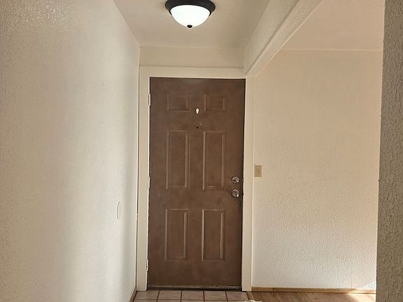 2nd image of 3202 Morrison Rd W APT A