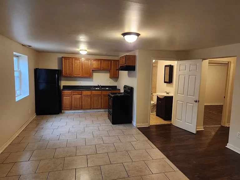 3728 Winnebago St #1 — Photo 7