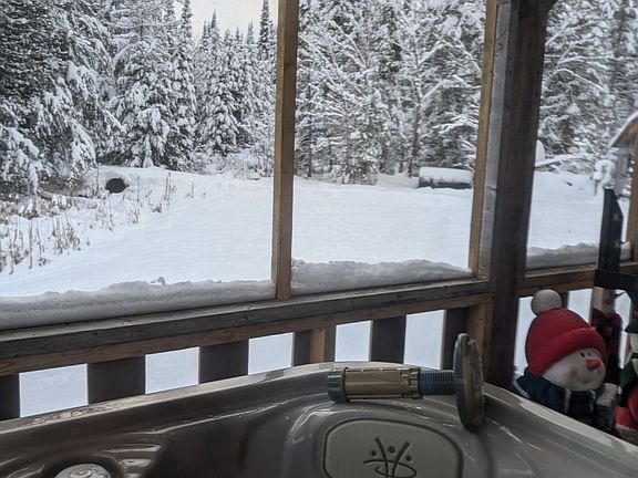 5th image of 2315 Aspdin Rd