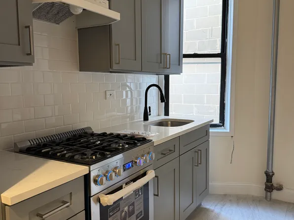 11-58 49th Ave #1F, Long Island City, NY 11101