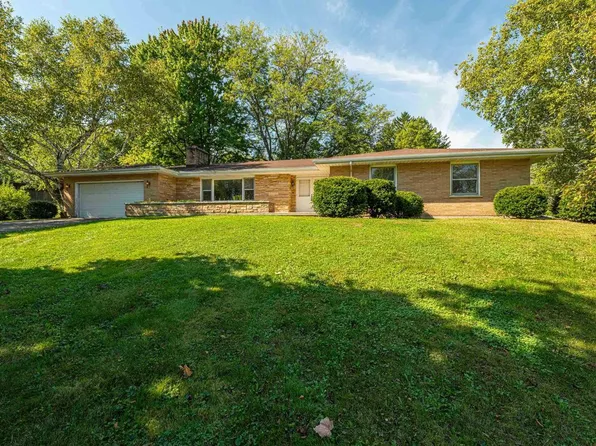 2285 Branson Road, Fitchburg, WI 53575