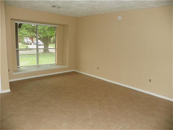 2nd image of 16107 Mendocino Dr
