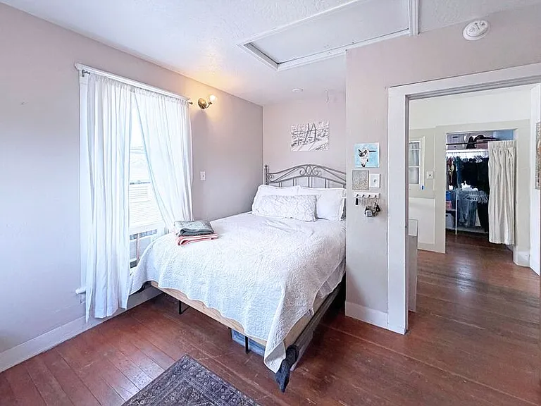 1588 Patterson St — Photo 17