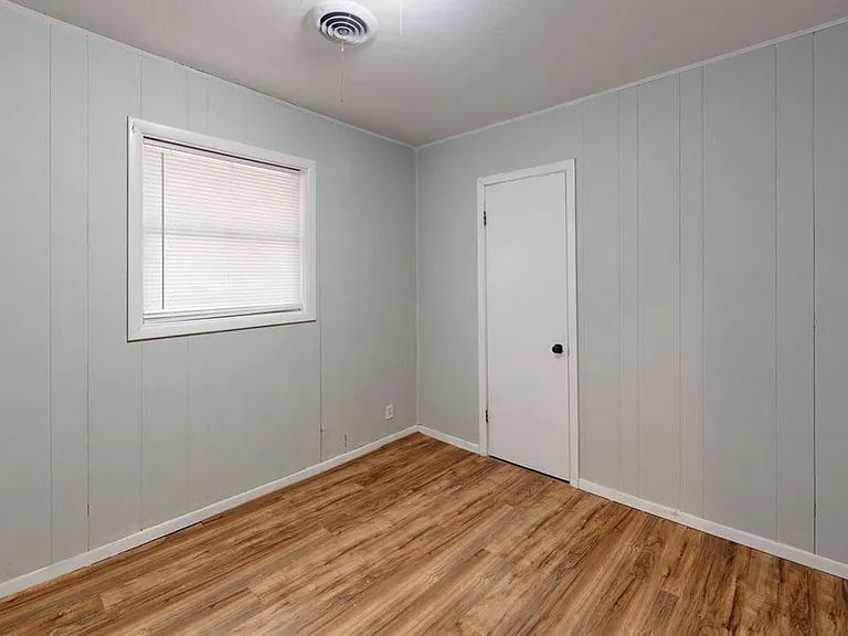 1613 Avalon Rd — Photo 18