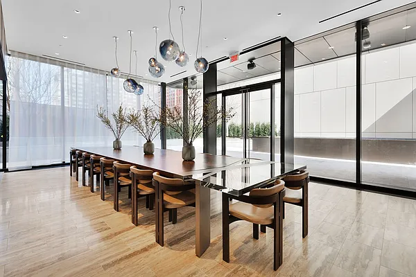 Rented by Compass | media 69