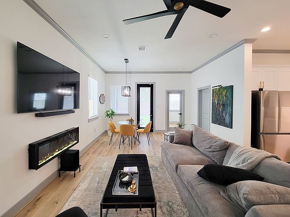 5th image of 6520 Couch St