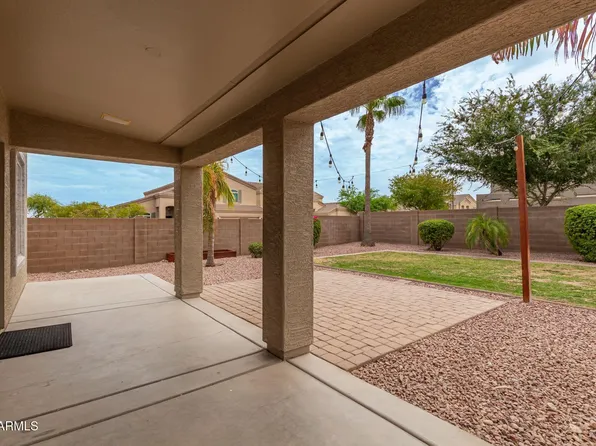 11719 W Dos Rios Dr, Sun City, AZ 85373