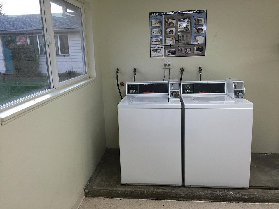 2nd image of 7012 SE 92nd Ave APT 3
