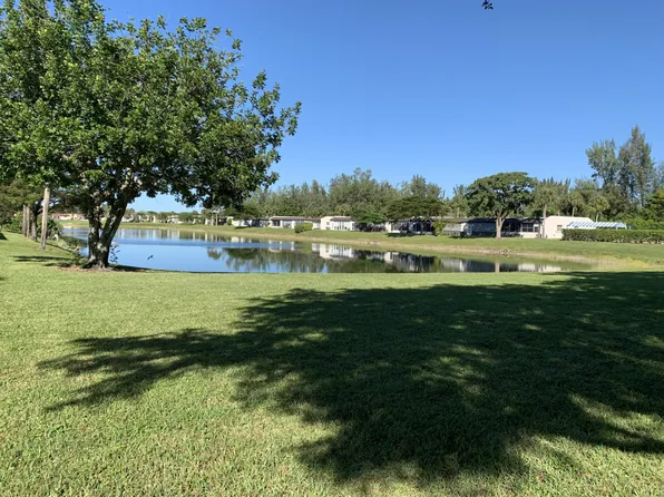 104 Lake Constance Drive, West Palm Beach, FL 33411