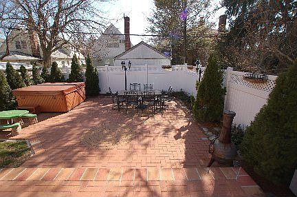 5th image of 1530 Imperial Ave