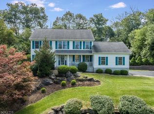 44 Summit Rd, Andover, NJ 07821