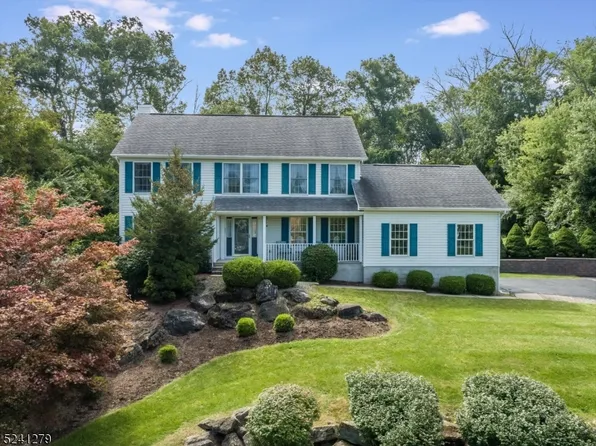 44 Summit Rd, Green Twp., NJ 07821