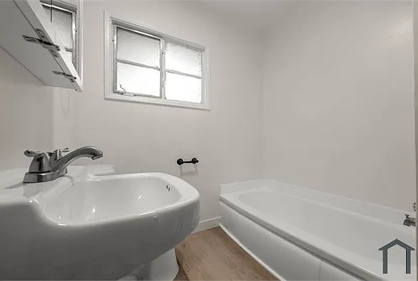 4195 Buckingham Rd #A — Photo 12