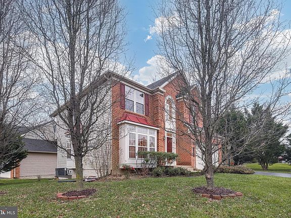 3rd image of 12909 Eagle Creek Dr