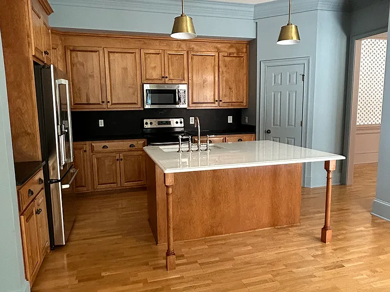 8 Rivoli Ln — Photo 6