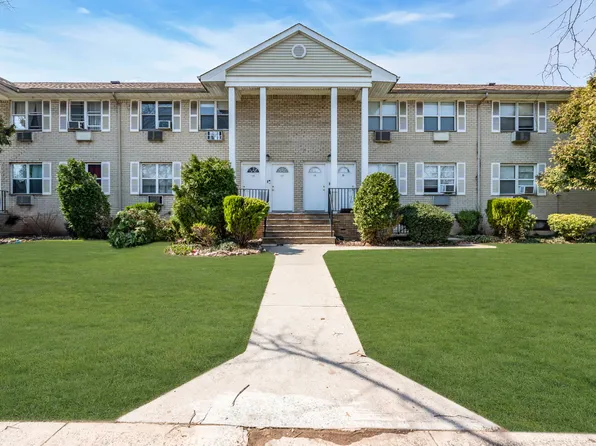 Cheryl Gardens, 408 Chestnut St #303799df8, Roselle, NJ 07203