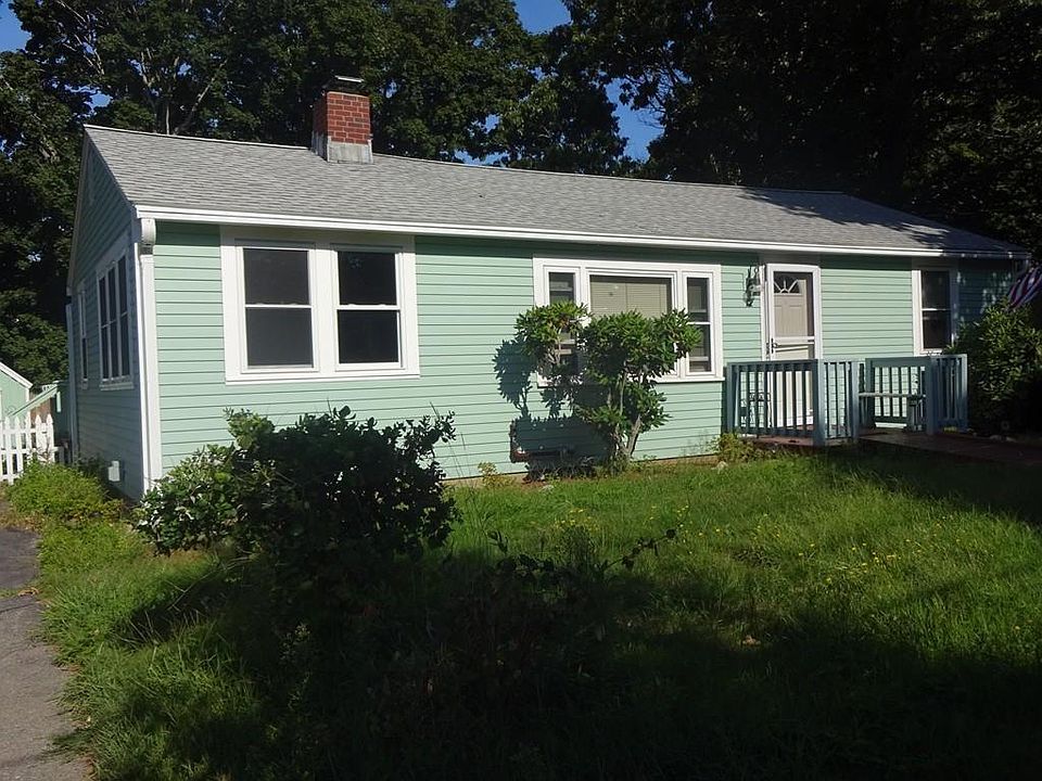 1st image of 12 Thrush Ave #0