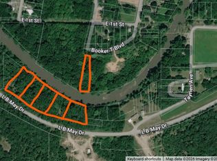 L May Dr #B, Pawhuska, OK 74056