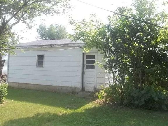 2nd image of 613 Virginia Ave
