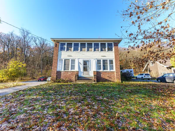 943 Altamont Voorheesville Road, Altamont, NY 12009