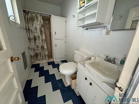 5th image of 2305 Avenue B