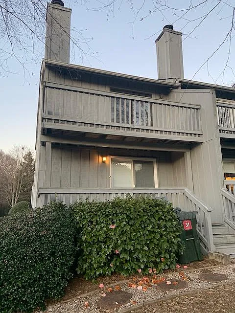2 bed, 2.5 bath, 1286 sqft, $1,400 — Photo 2