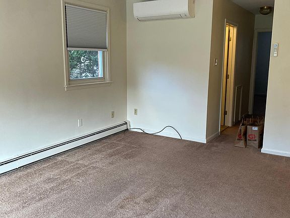 4th image of 803 Anderson Ave Unit A