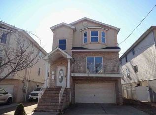 932 Emma St, Elizabeth, NJ 07201