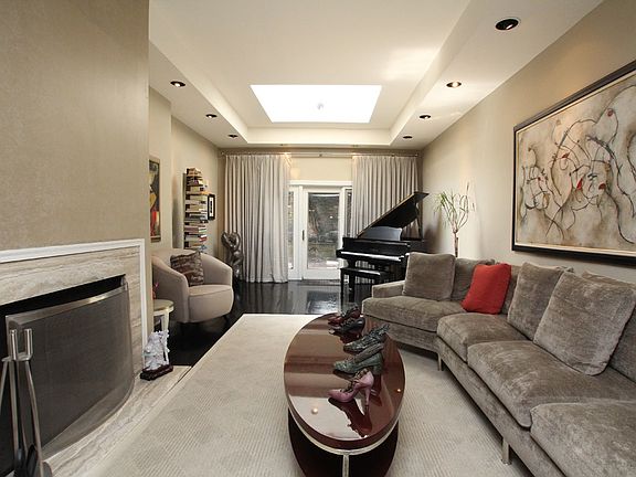 5th image of 104-06 Delancey St