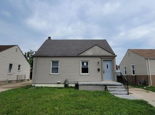 6236 Kenilworth St, Dearborn, MI 48126