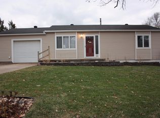 7654 S 41st St, Omaha, NE 68147