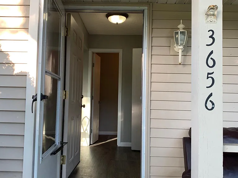 Entrance and foyer