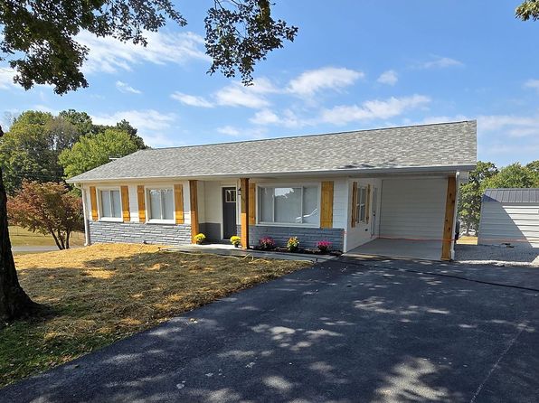 411 Walnut Dr