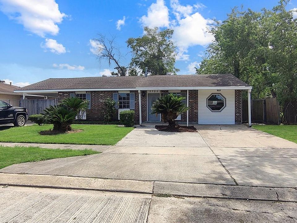 1st image of 2705 Victoria Dr