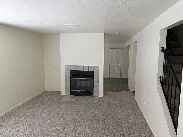 3838 Terrazzo Ave — Photo 7