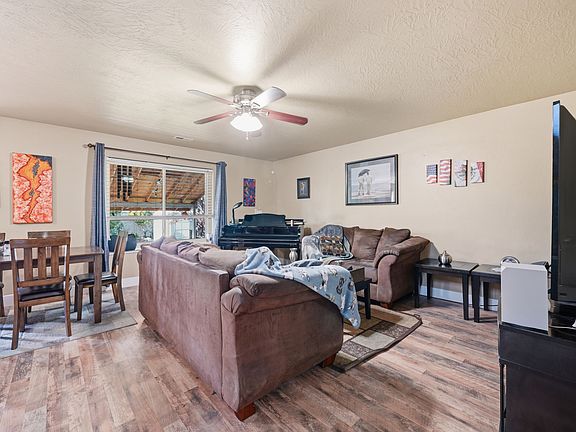 5th image of 477 N 1790 W