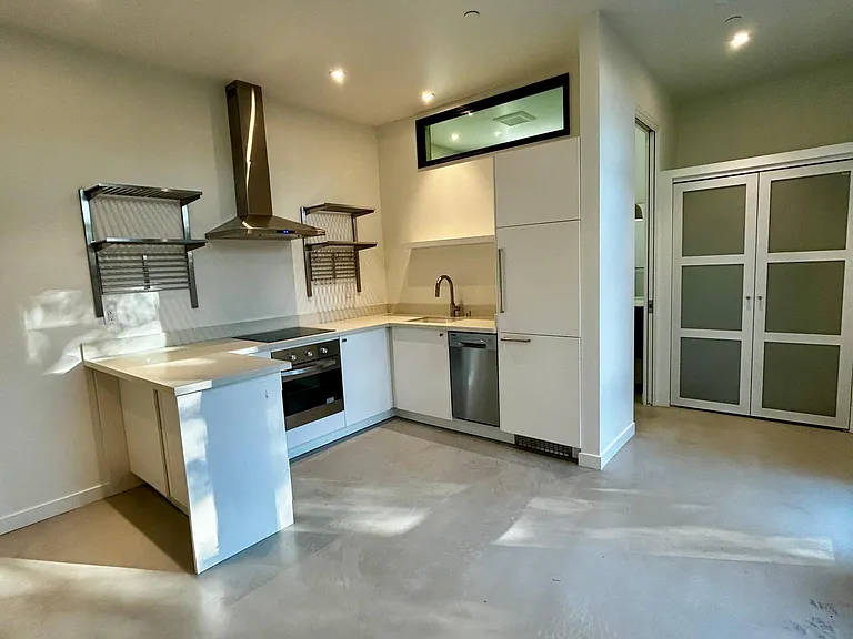 170 Kearney Ave — Photo 11