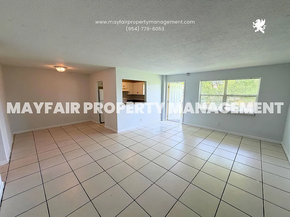 4160 NW 21st St #G203