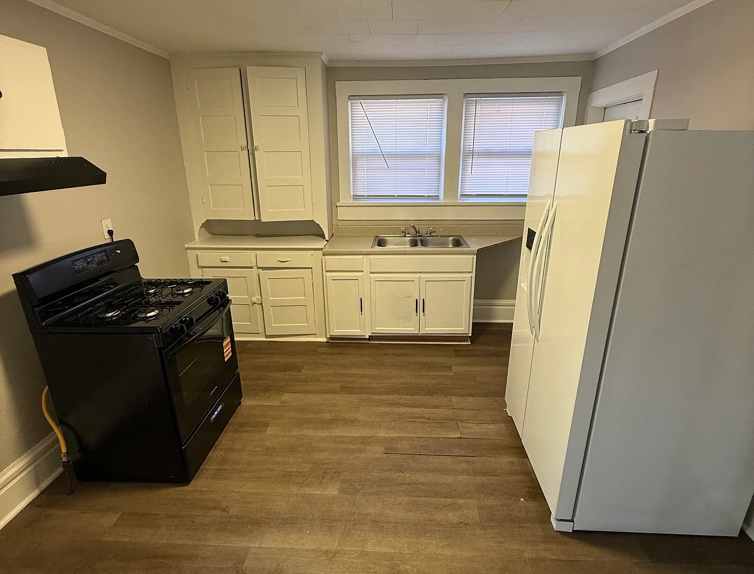 3 bed, 1388 sqft, $1,250 — Photo 2